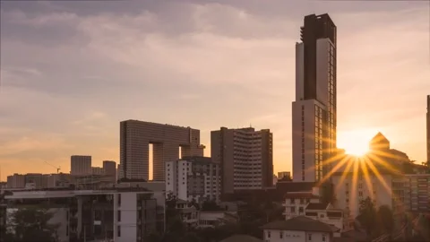 4K timelapse sunset at elephant tower ratchada bangkok cityscape Stockbeeldmateriaal 146420958