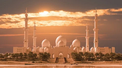 4K Timelapse of Sunset at Sheikh Zayed BinSultan Nahyan Mosque, Abu Dhabi 動画素材 107958412