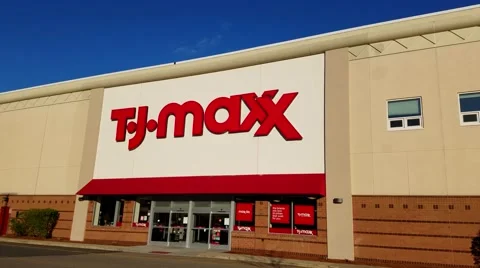 4K TJ Maxx storefront, shopping center Stock Footage 63310796