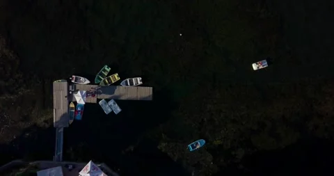 4k topdown drone video above boats 04 스톡 동영상 141143007