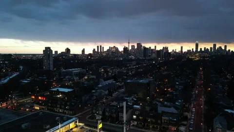 4K Toronto at Dusk 動画素材 232070092