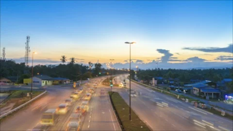 4K traffic lapse Stock Footage 104811129