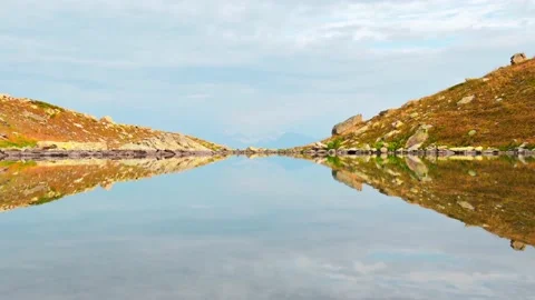 4K UHD mountain lake timelapse autumn time. Wild nature and rural mount valle Stock Footage 208635669