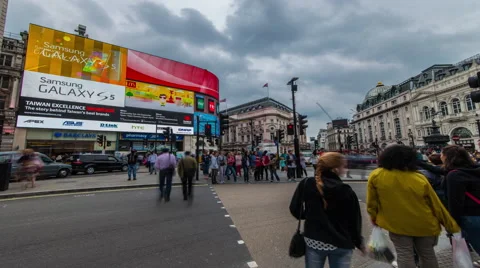 4k Ultra HD  hyper lapse of piccadilly circus Stock Footage 41449567