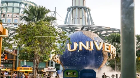4k Ultra HD time lapse video of Universal Studio spinning globe Video stock 44755171