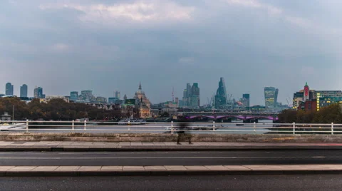 4k, Ultra HD, UHD time-lapse of a London cityscape at dusk Stock Footage 44243304
