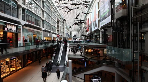 Toronto's Eaton Centre (walking tour in 4K) 