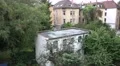 4k Urban backstreet idyll with nature in a city 4k or 4k+ Resolution