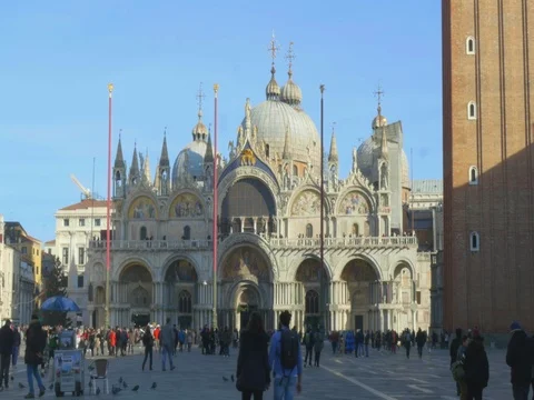 4k Venice Saint Mark's Square Tracking Sideways Right Stock Footage 71452881
