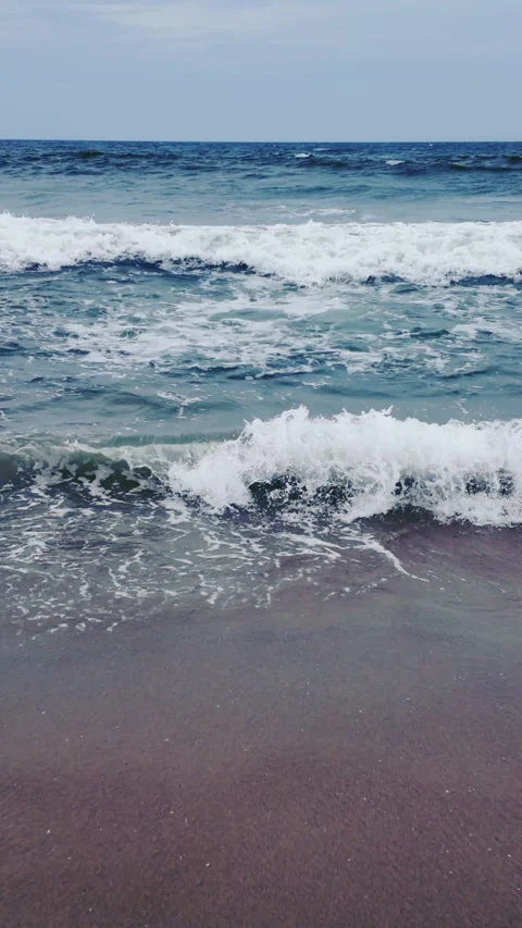 4K Vertical Ocean Waves Stock Footage. Relaxing Beach Waves for Instagram Stock Footage 314695114