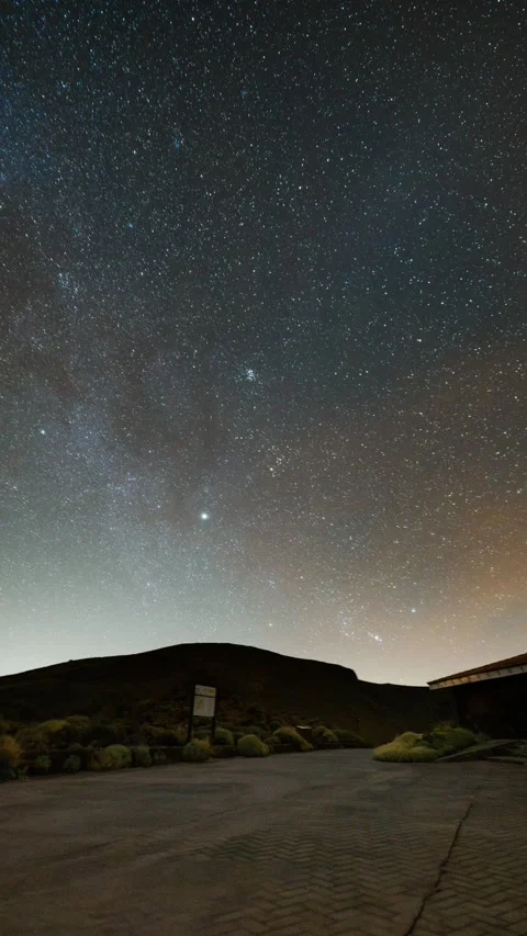 4K Vertical Timelapse of Winter Milky Way and Orion Rising with Pan Stock Footage 329670968