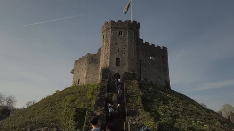 4k video of cardiff's castle Stock Footage 114498277