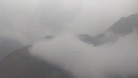 4K Video of clouds in hills. 스톡 동영상 331700623