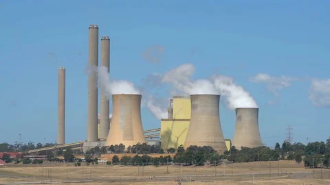 4k video of a coal-fired power station Video stock 73248013