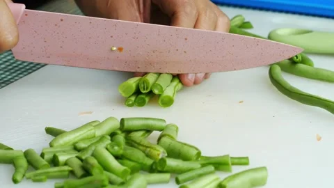 4k video Cut fresh long beans. Stock-Footage 294196124