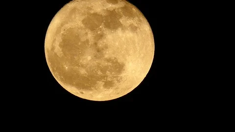 4K video Full Moon Bright Illuminated. Night moon moving in the dark sky. Stock-Footage 108269357
