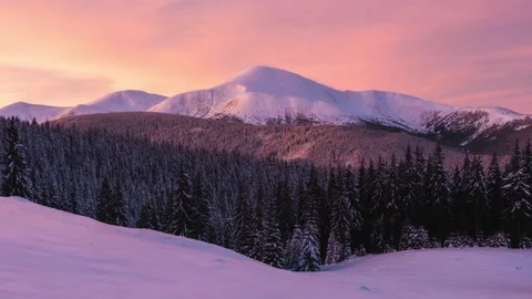4K Video of Mount Hoverla Peak in Eastern Carpathian Mountains Ukraine Stock Footage 332157815