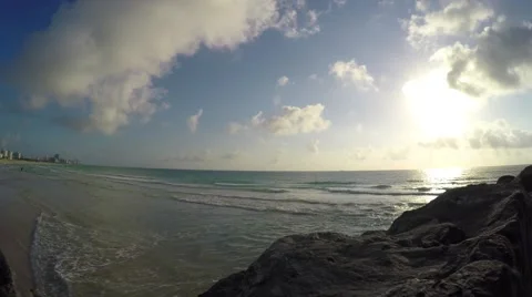 4K video of rolling waves at South Beach, Florida Stock Footage 61899562