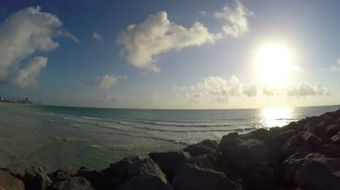 4K video of rolling waves at South Beach, Florida Stock Footage 61899584