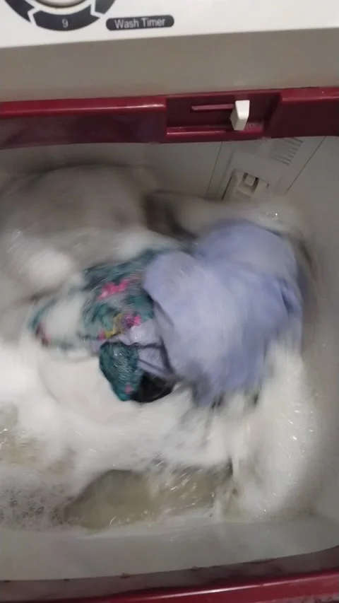 4K video of  washing machine washes clothes. Video stock 138516624