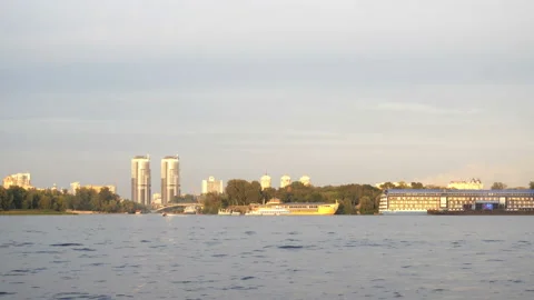4K view of the Dnieper river and summer cityscape of Kiev. Video stock 154398264