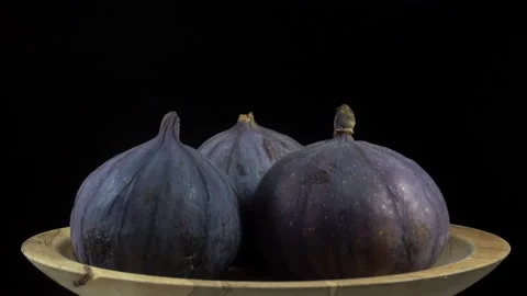 4K view of fresh figs on a plate. Stock Footage 187540684