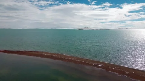 4K View of Yellow River Source with Pristine Lake in Qinghai-Tibet Plateau Stock Footage 294519720