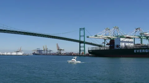 4K Vincent Thomas Bridge Stock Footage 41547393