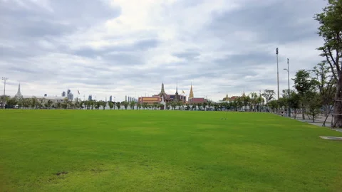 4k walking forward movement footage of Wat Phra Kaew Temple Stock Footage 177164940