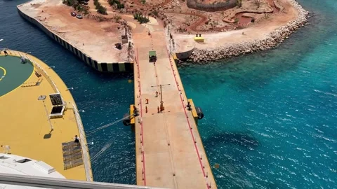 4K Wide High Angle Of Harbor Crew Securing Cruise Ship Mooring Lines Stock-Footage 335480215