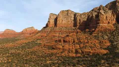 4k Wide Tracking Shot of Mountains near Sedona, Arizona, USA at midday Vídeos de archivo 147234632