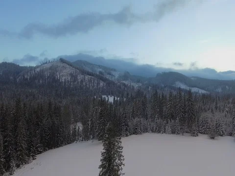 4K Winter Mountains aerial Vidéo 80356315