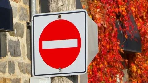 4K Wrong Way, Red Do Not Enter Traffic Street Sign, Wrong Direction Video stock 83253384