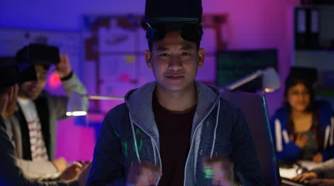 4K Young computer programmers trying out virtual reality viewers 스톡 동영상 60962844