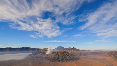 4K Zoom in timelapse Bromo volcano, East Java, Indonesia Stock Footage 129742396
