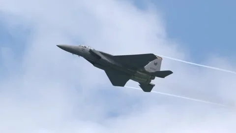 4K:RSAF F-15SG Eagle Fighter flying display at Singapore Airshow Stock Footage 274569092