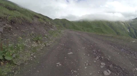 4x4 ride trough mountains 動画素材 41743201