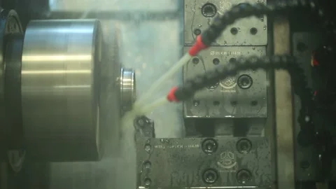 The 5-axis CNC milling machine or machining center cutting the tire mold Video stock 147905780