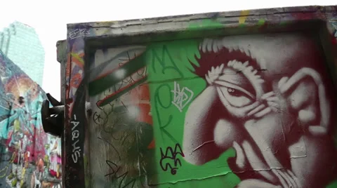 5 Pointz NYC Stock Footage 33963702