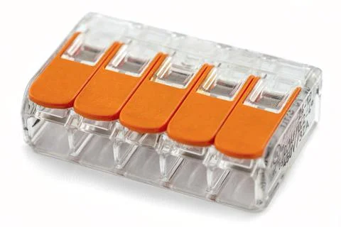 5-terminal splicing connector for stranded and solid wires for electric cable Foto stock