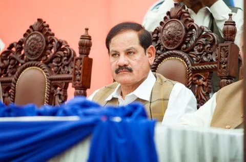 50 couples getting married in CM House Stock Photos