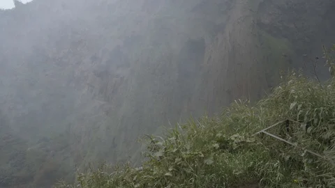 50Fps Spray coming off the waterfall Video stock 100289732