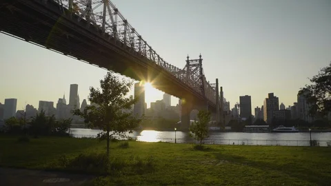59th Street Bridge Sunset Stock Footage 129055851