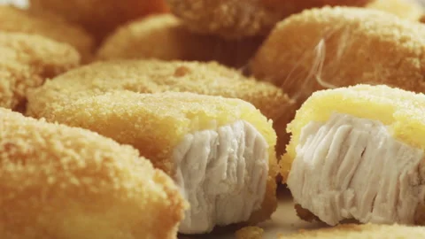 5fae7f22ee58a347c2c3f0fc Video stock 143561142