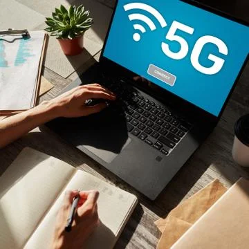 5g Fast mobile internet connection, Ne generation communication and modern Stock-Fotos