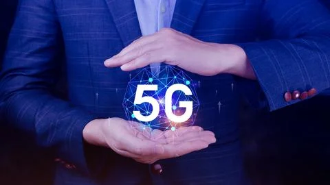 5G network concept, Business using with holographic digital globe with inte.. Stock Photos