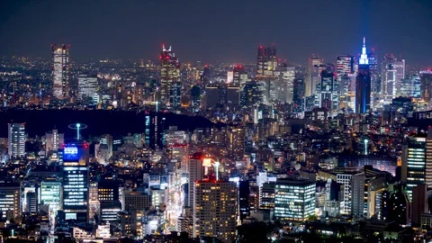 5G network wireless systems and internet communication with modern city skyline Stock Footage 127415041