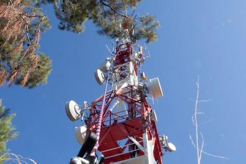 5g telecommunication tower Stock-Fotos