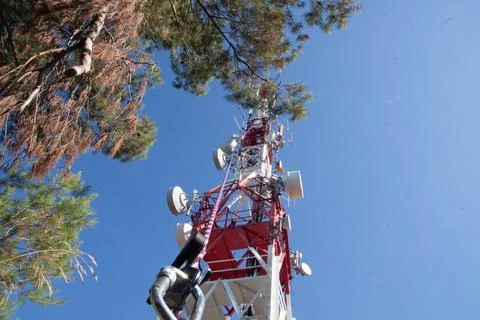 5g telecommunication tower Stock-Fotos