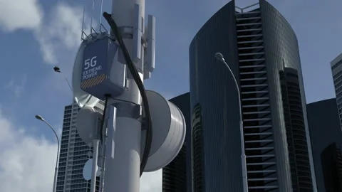 5G tower in metropolitan city, high-speed Internet connection, mobile network Stock Footage